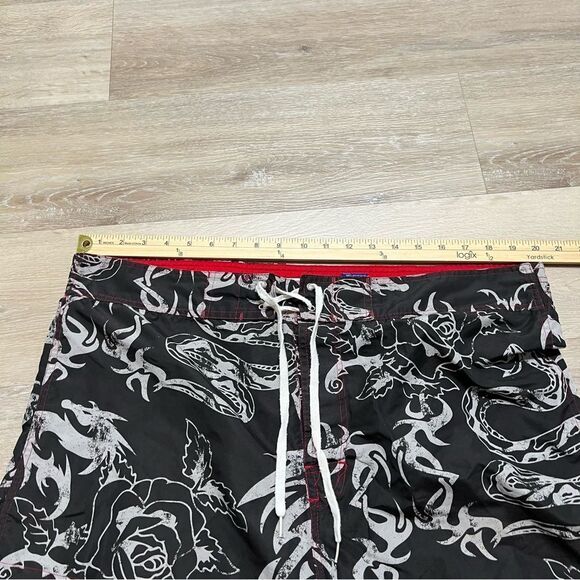 MLB Phillies Genuine Merchandise Board shorts mesh lining Grey Size XL - Picture 5 of 8